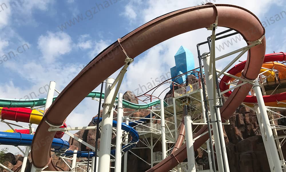 广西玉林克拉湾水上乐园大回环滑道 广西玉林克拉湾水上乐园大回环滑道