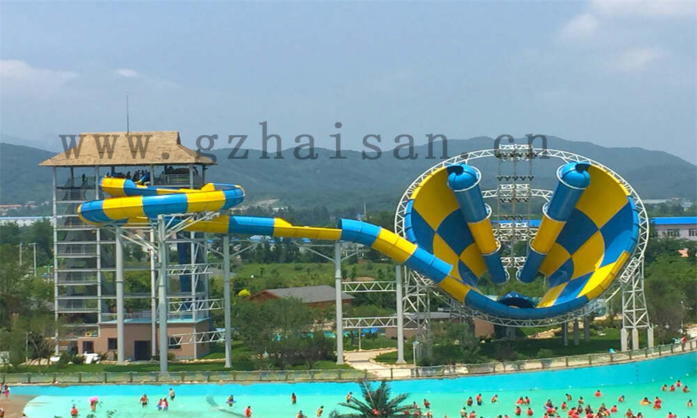 AI融合科技与欢乐：水上乐园设备的创新融合