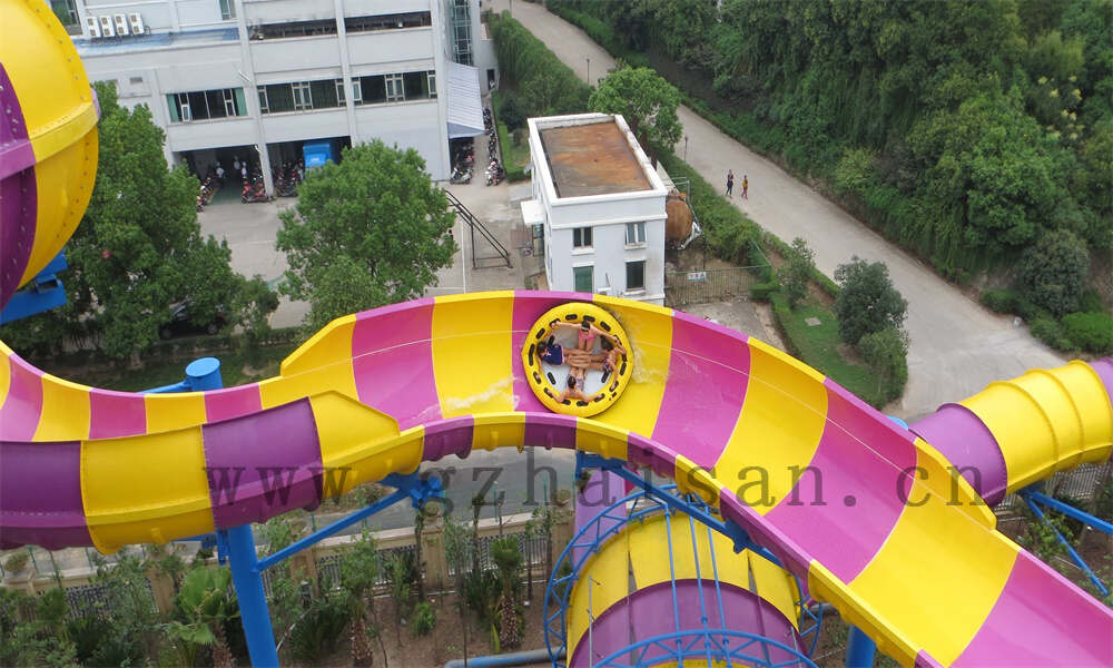 巧用水上乐园设备搭配，打造受欢迎的园子